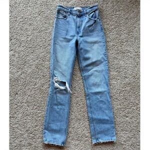 Abercrombie & Fitch the 90’s straight ultra high rise jeans